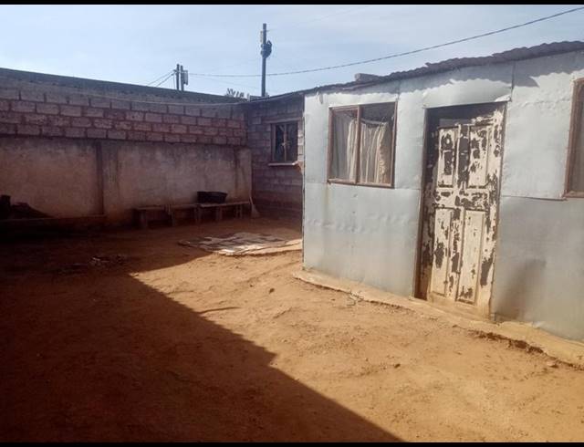 2 BEDROOM HOUSE FOR SALE IN GREENFIELD